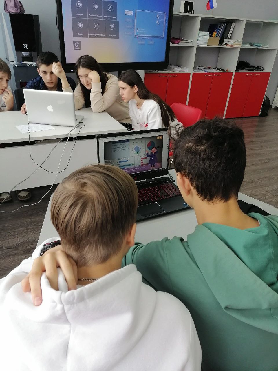 Изображения.